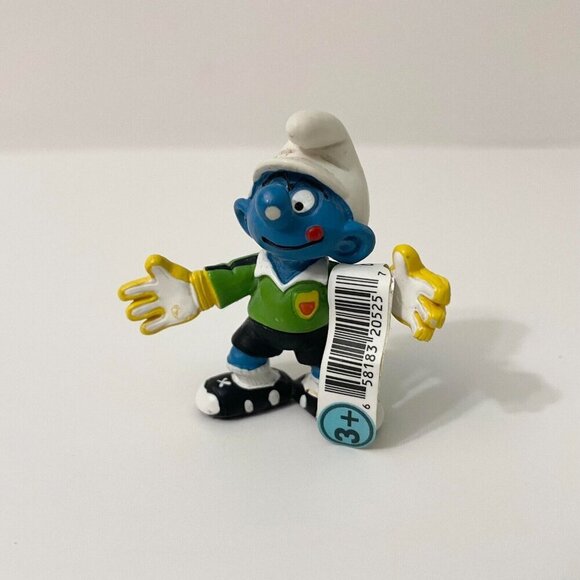 Smurfs Goalkeeper Smurf Soccer Goalie Figure PVC Toy Figurine - Picture 1 of 12